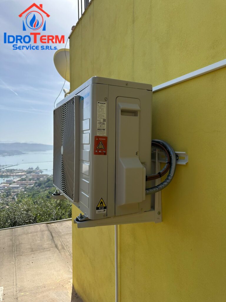 Montaggio condizionatore Daikin a La Spezia Installazione climatizzatori professionale