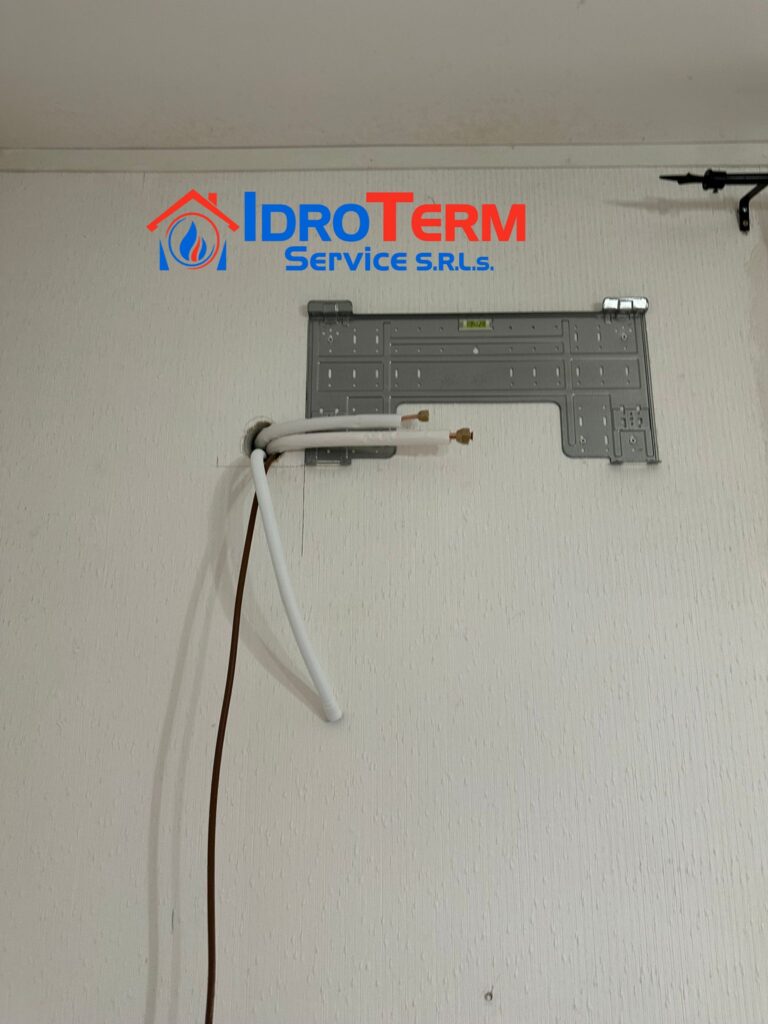 Montaggio condizionatore dual split Hisense Massa Carrara
