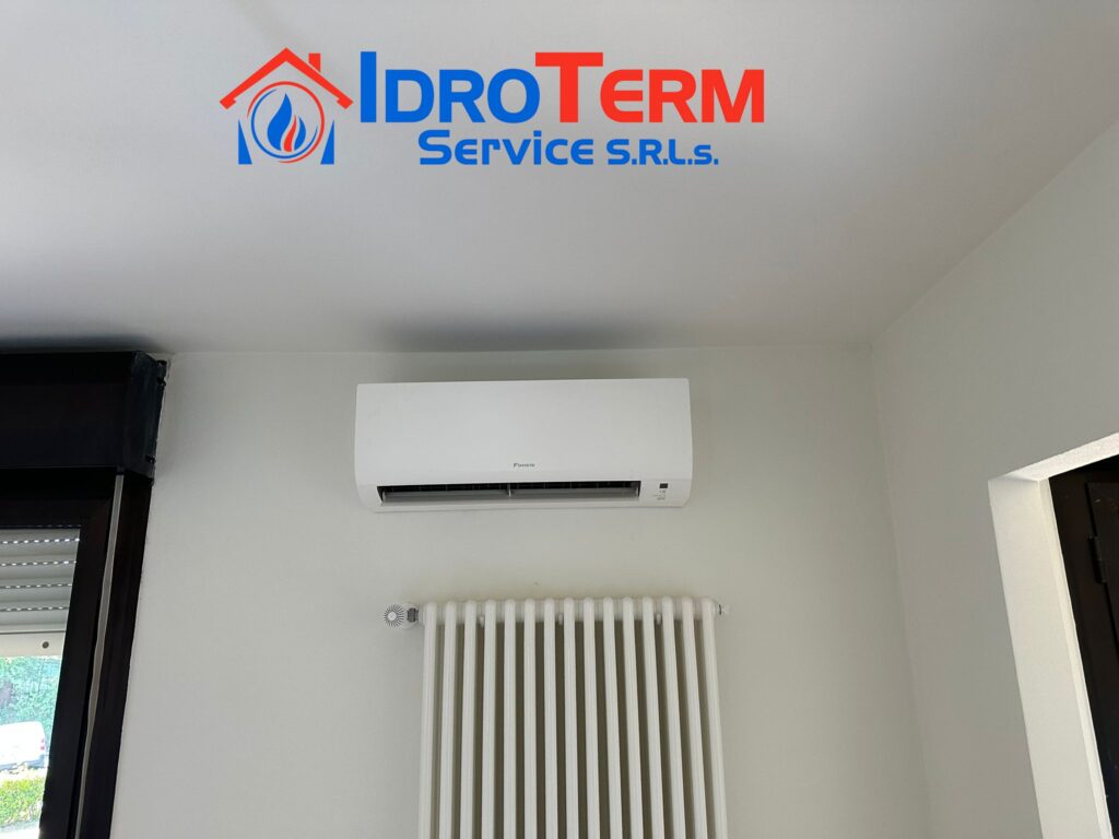 Montaggio condizionatore Daikin 18000 btu Carrara